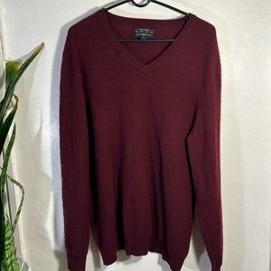 Men’s XL burgundy cashmere sweater